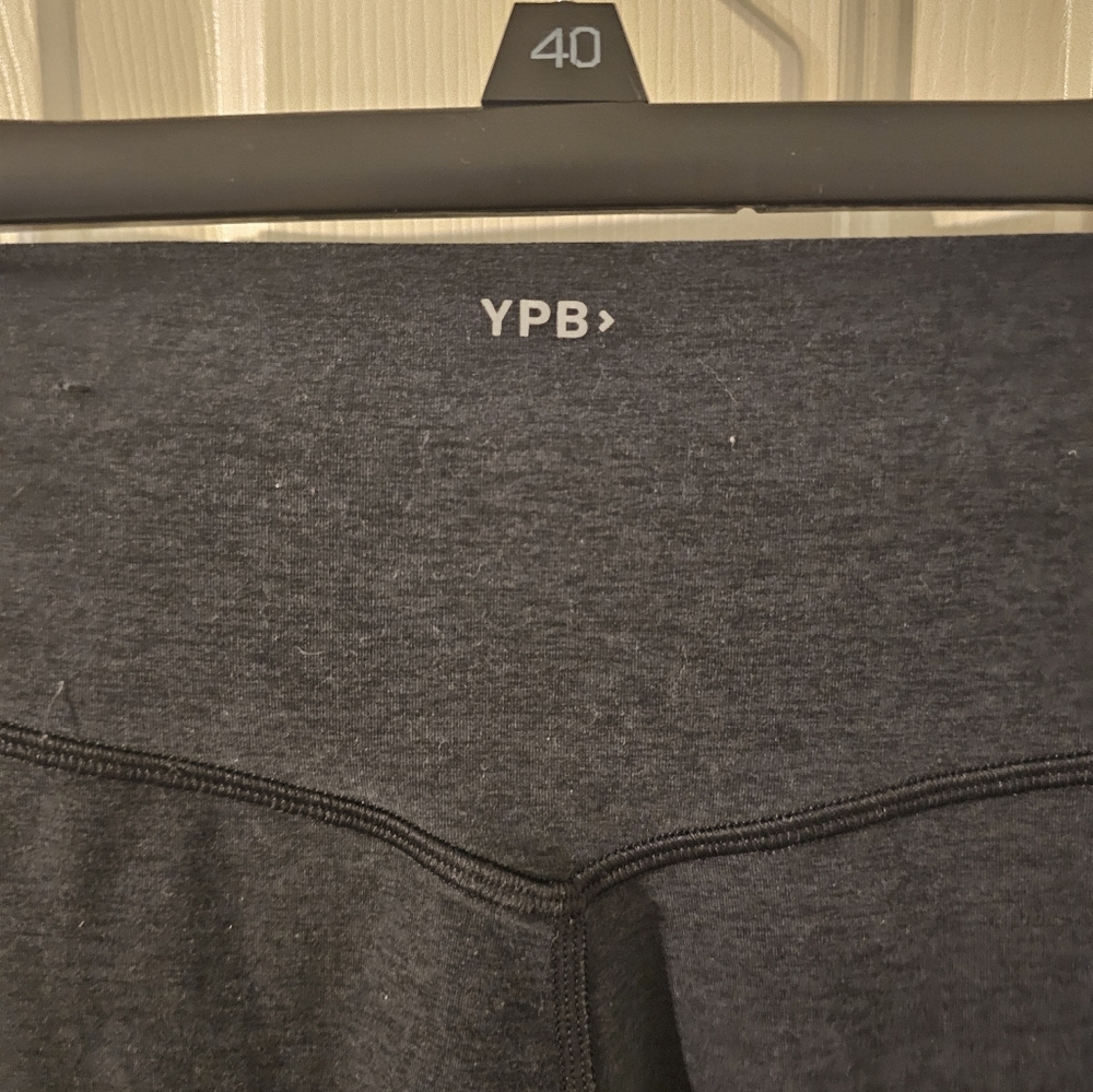 Abercrombie & Fitch YPB 3 Pair Bundle everydaySOFT Flare Legging Size M - Picture 4 of 12